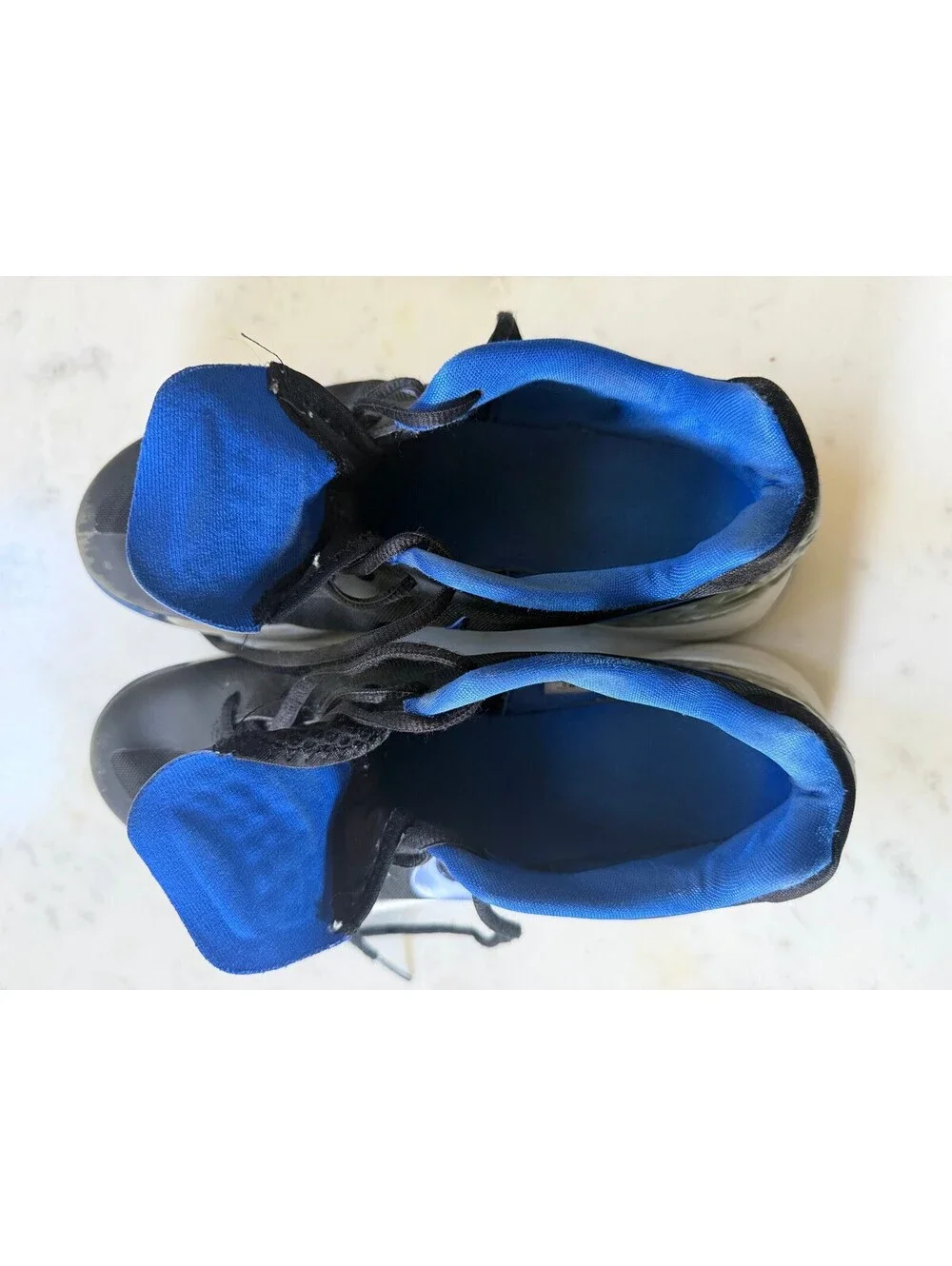 Nike Volley Zoom Hyperspike women's volleyball shoes - Size 9